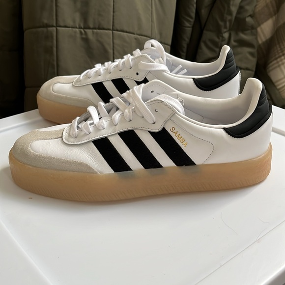 Adidas Samba White and Black Sneakers - Picture 3 of 4